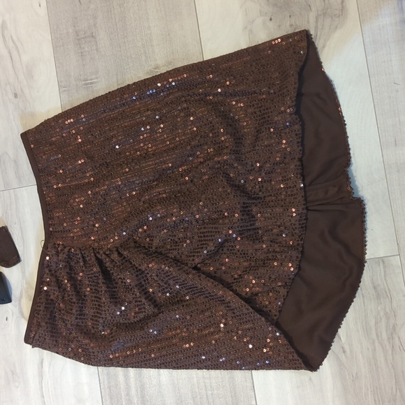 PRETTY LITTLE THING sequin set - Picture 2 of 4